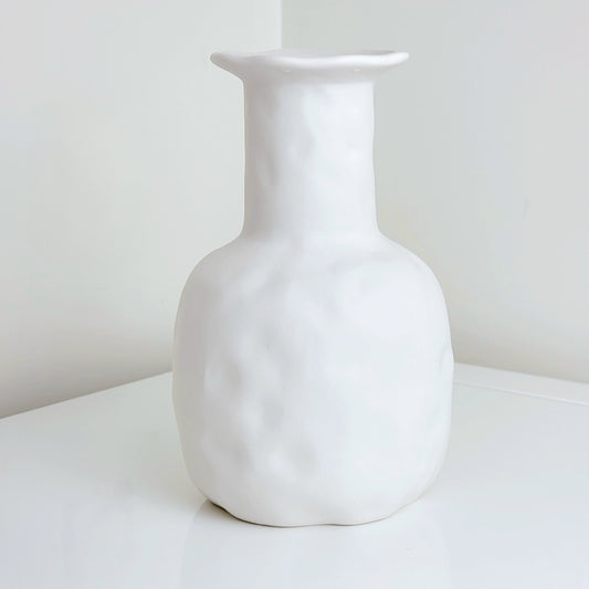 Minimalistic Ceramic Vase